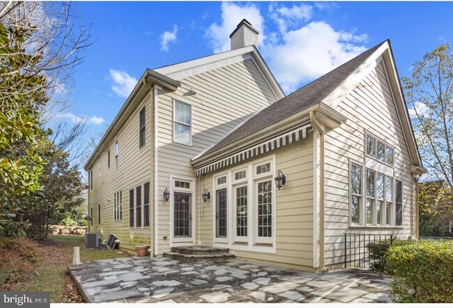 Building Photo - 100 Braebank Ln