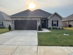 Building Photo - 26458 Cold Crk Dr