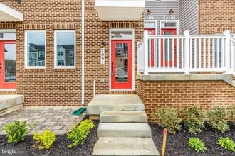 Building Photo - 709 Iron Frg Rd