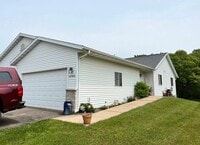 Building Photo - 16986 54th Ave