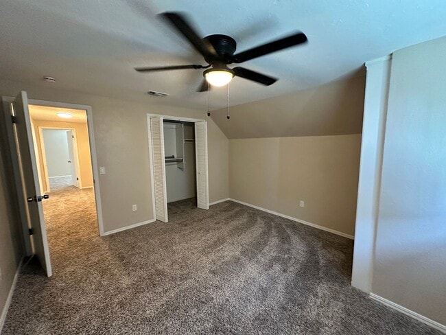 Building Photo - Spacious 3-Bed Home in OKC with Dual Prima...