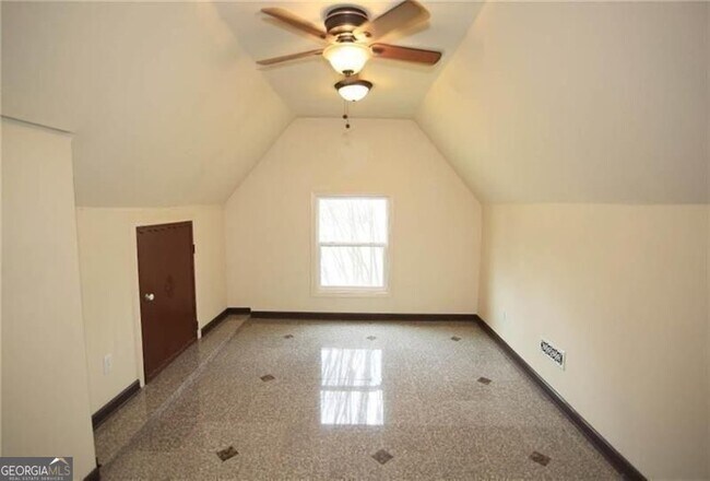 Building Photo - 2737 Tarva Pl