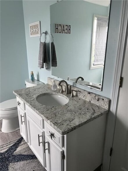 Building Photo - 115 Holden Rd