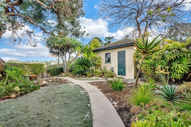 Building Photo - 4865 Lucille Pl