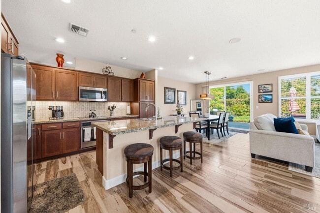 Building Photo - 295 Marks Rd