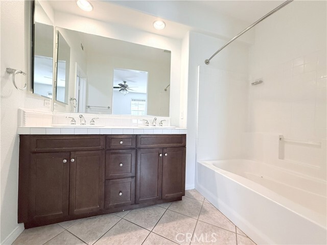 Building Photo - 1331 Abelia