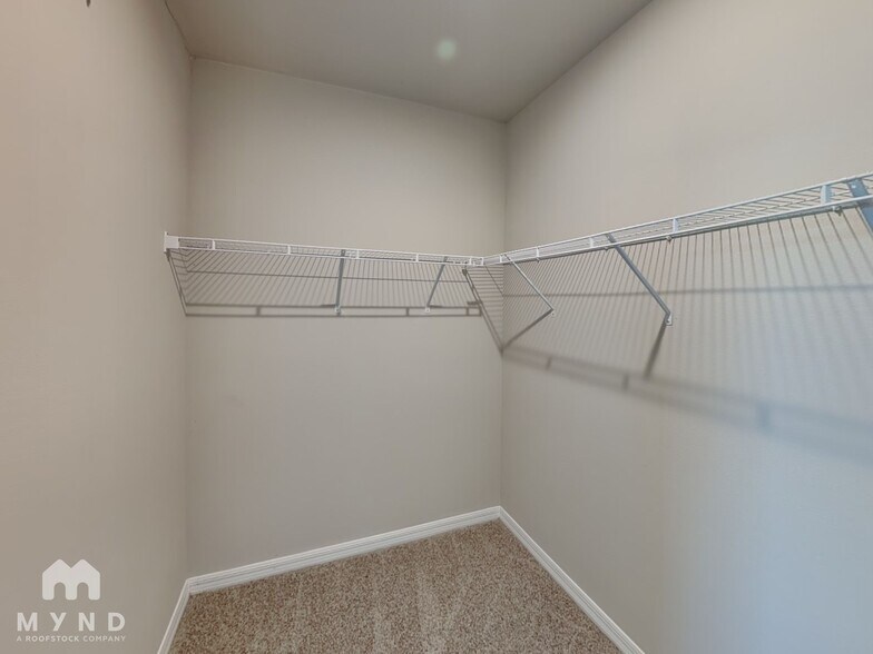 Building Photo - 188 Towns Cir