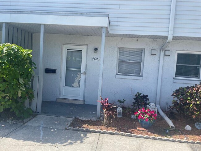 Building Photo - 6026 Amberly Ct
