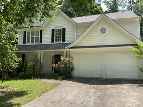 Building Photo - 920 Underhill Ct
