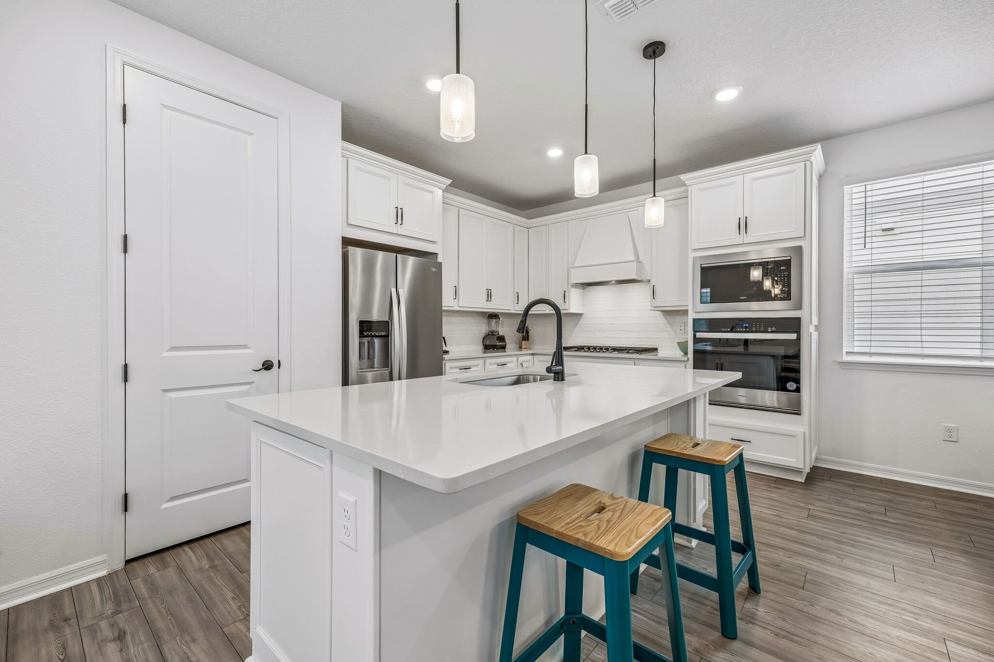 Building Photo - 236 Hawthorn Pk Cir