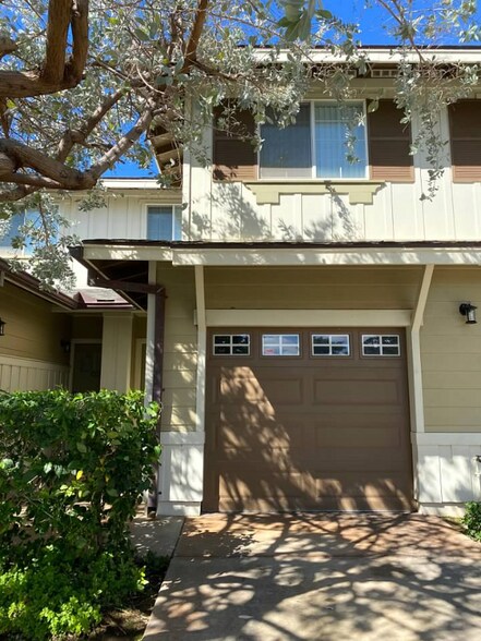 Building Photo - 92-1496 Aliinui Dr