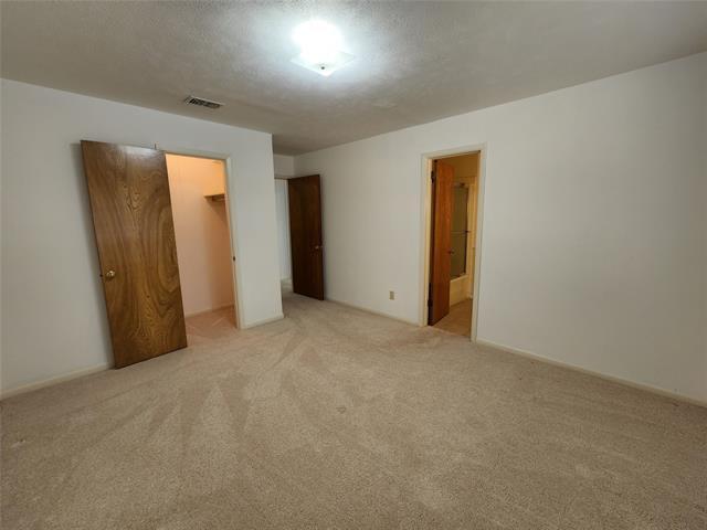 Building Photo - 2604 Buckingham Dr