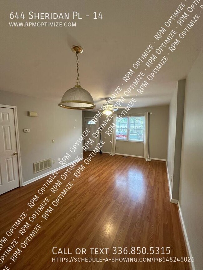 Building Photo - 644 Sheridan Pl