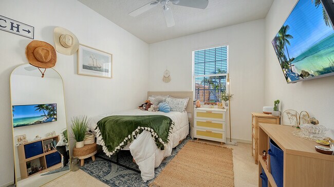 Building Photo - 3790 Parkridge Cir