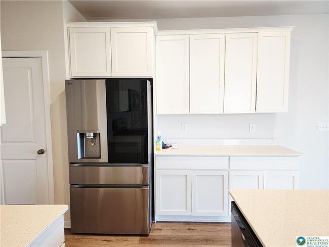 Building Photo - 7699 Clayton Ave