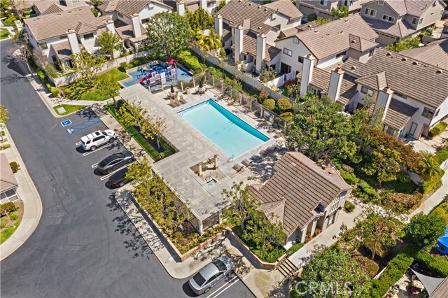 Building Photo - 24645 Sutton Ln