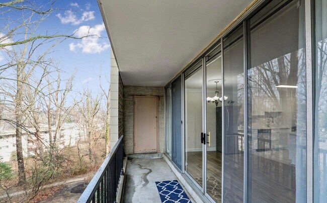 Building Photo - 4360 Ivymount Ct