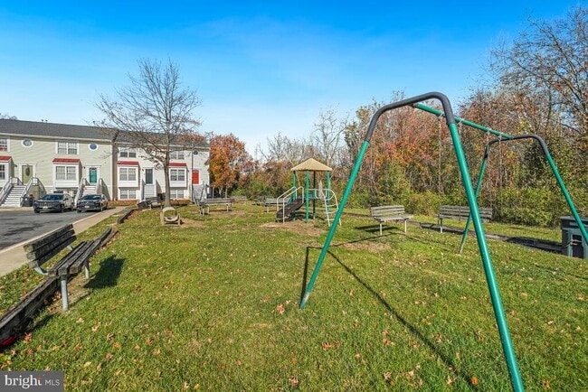 Building Photo - 6081 64th Ave