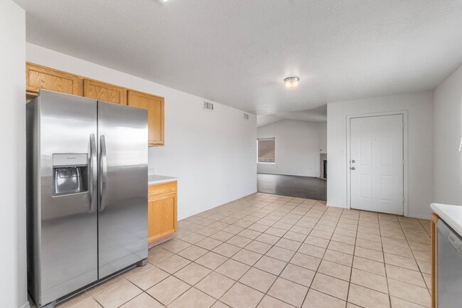 Building Photo - 11031 Deer Lodge Pl SE