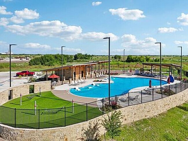 Building Photo - Spacious 4/BR 2.5/BA Retreat with Fenced Yard and Smart Features