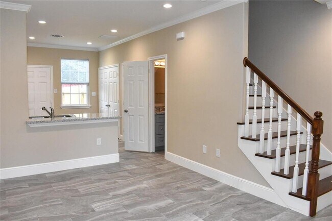 Building Photo - 4746 3rd St