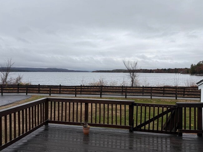 Building Photo - 361 Court St