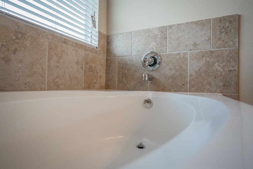 Building Photo - 7224 Abalone Way