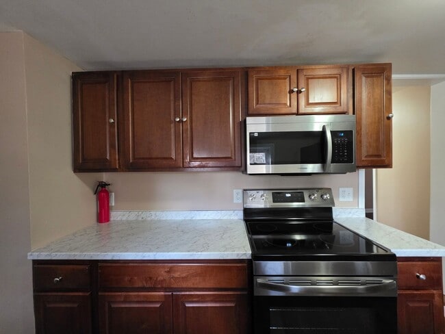 Building Photo - $250 OFF Move In Special!