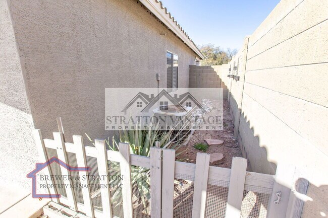 Building Photo - 3533 W Sousa Ct