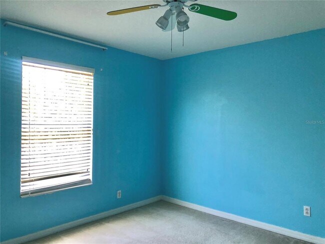Building Photo - 1000 Araminta St