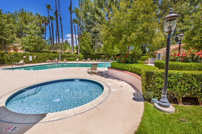 Building Photo - 25146 Steinbeck Ave