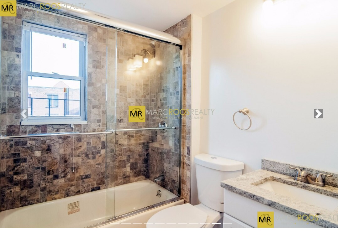 Building Photo - 111 Maverick St