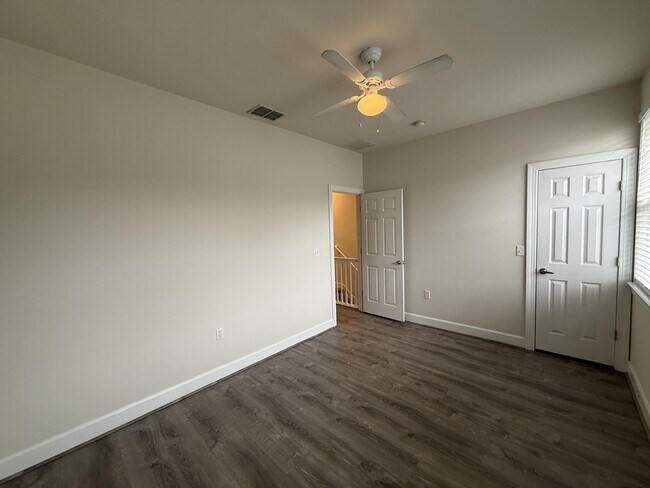 Building Photo - 15284-15331 US-331 BUS