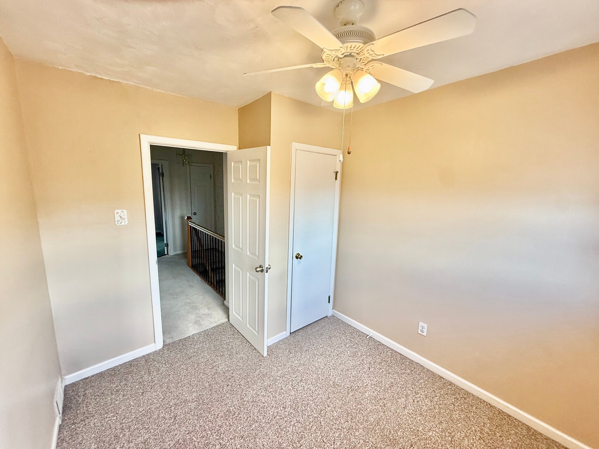 Building Photo - 3620 Canby Dr