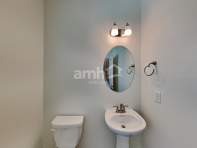 Building Photo - 6188 Bridlewood Ln