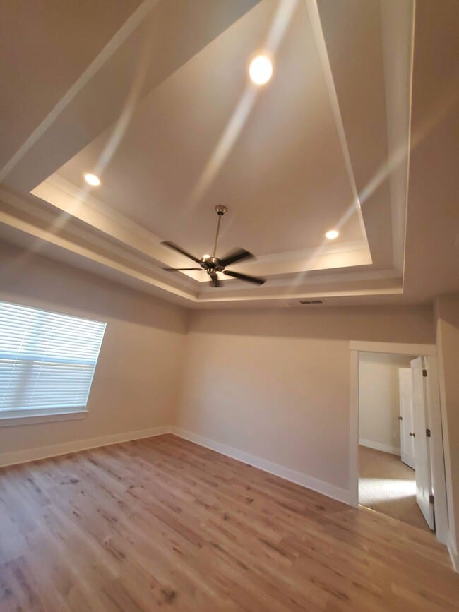 Building Photo - 6039 Forest Bay Ave