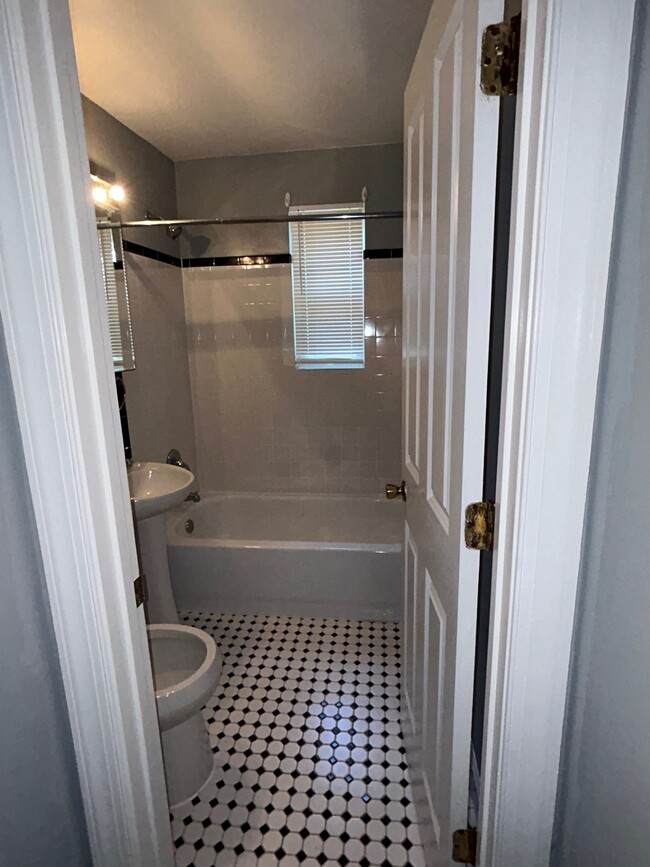 Bathroom 2 - 721 Brandywine St SE