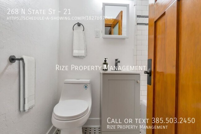 Building Photo - Capitol Estates- The home you’ve dreamt of...