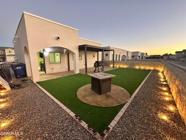 Building Photo - 10729 Deion Sanders Dr