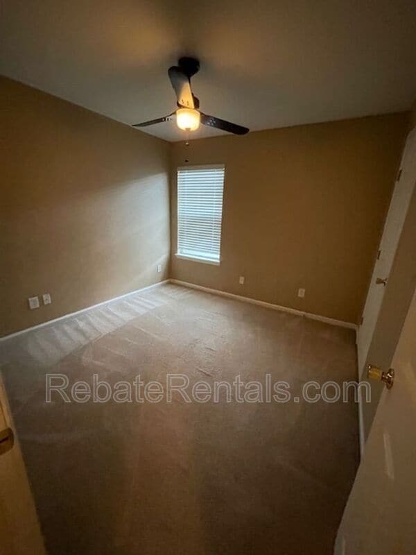 Building Photo - 7478 Scarlet Ibis Ln