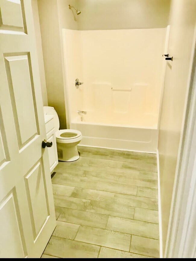 Building Photo - 4005 County Rd 34