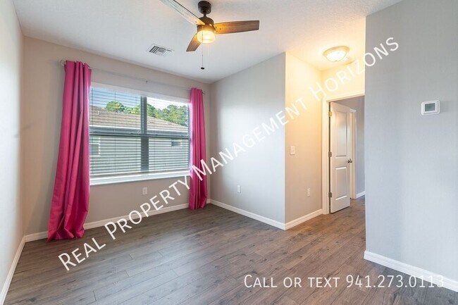 Building Photo - 2483 Midnight Pearl Dr