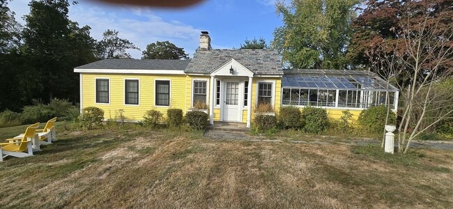 Building Photo - 5000 Ridge Rd