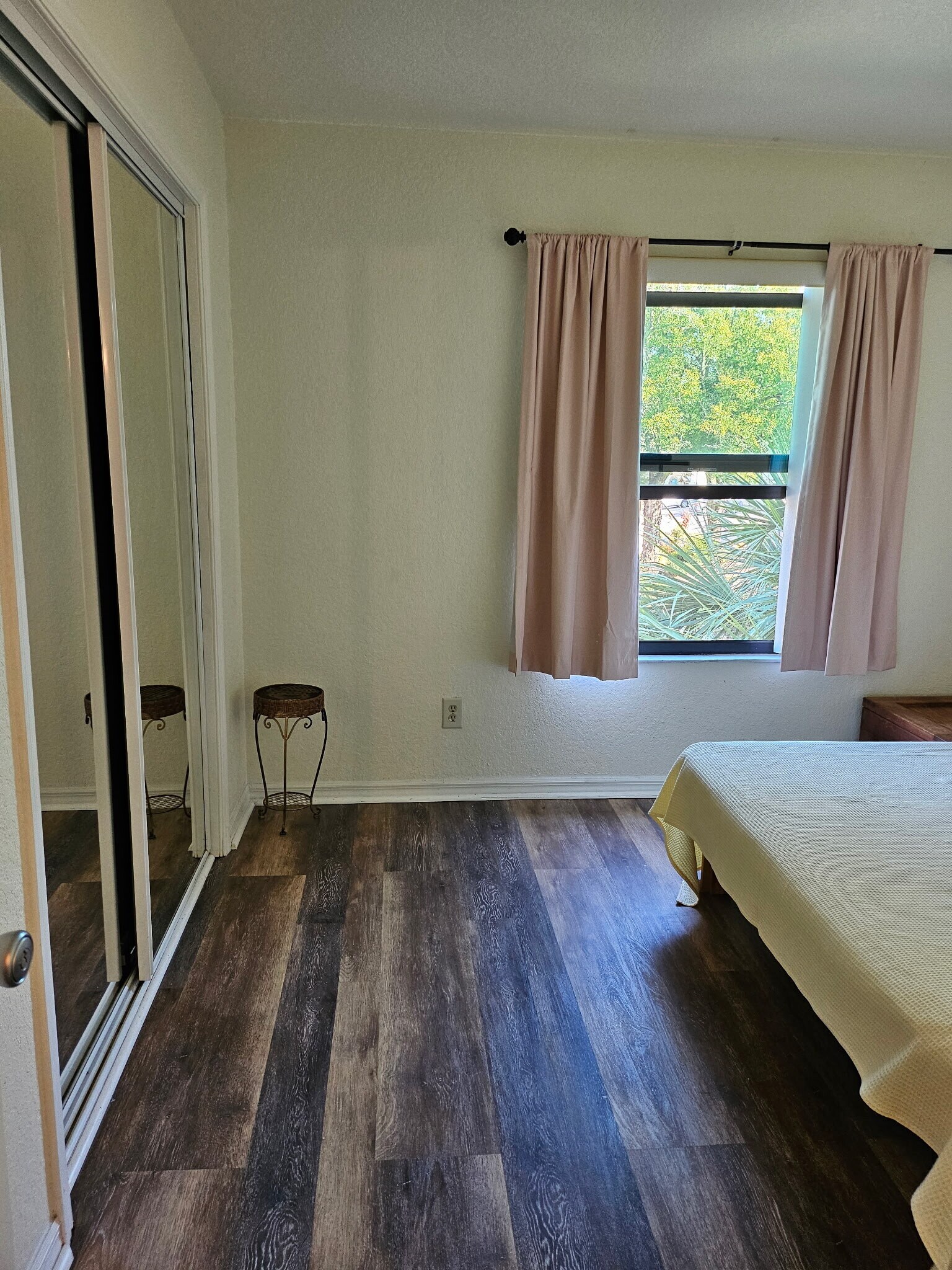 Building Photo - 4202 Brigadoon Cir