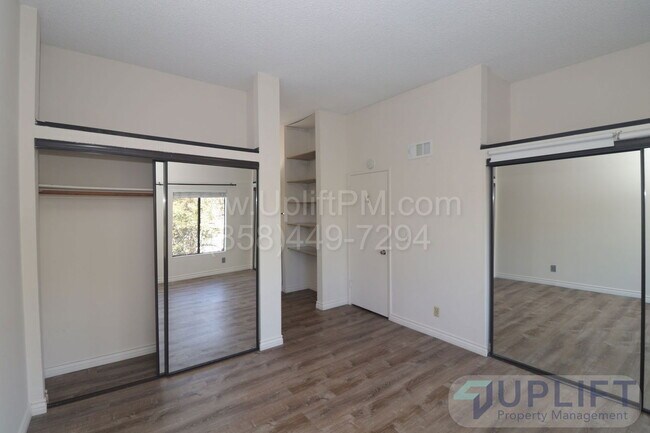 Building Photo - 5170 Clairemont Mesa Blvd