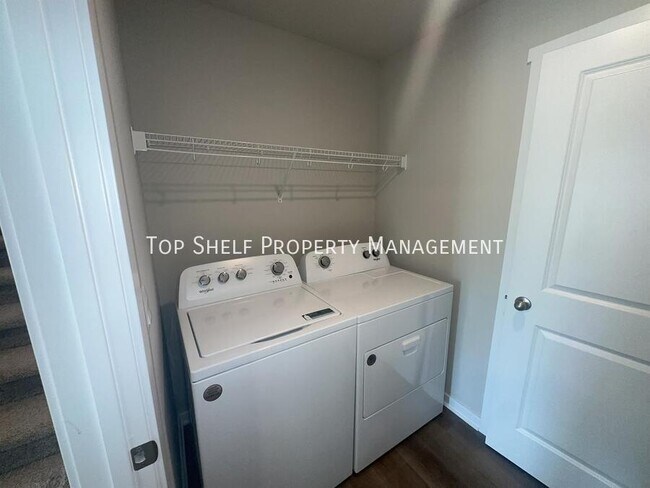 Building Photo - 1110 Northview Dr