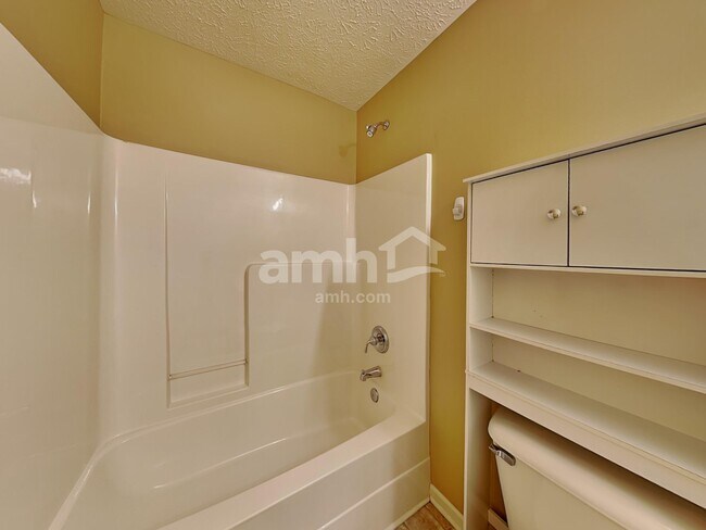 Building Photo - 3128 Hidden Creek Dr