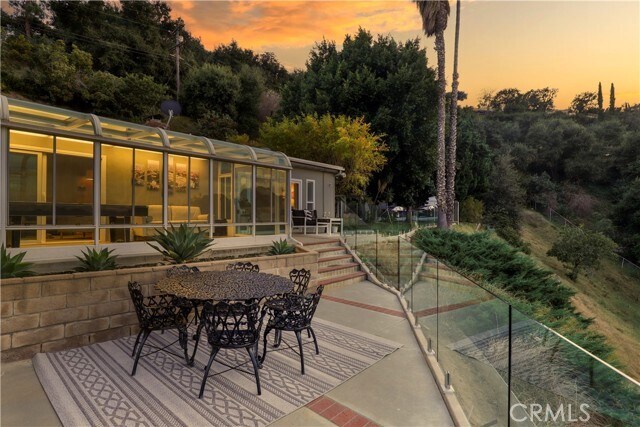 Building Photo - 3323 Ione Dr