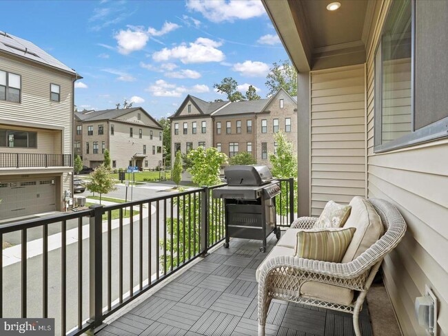 Building Photo - 12293 Sessile Commons
