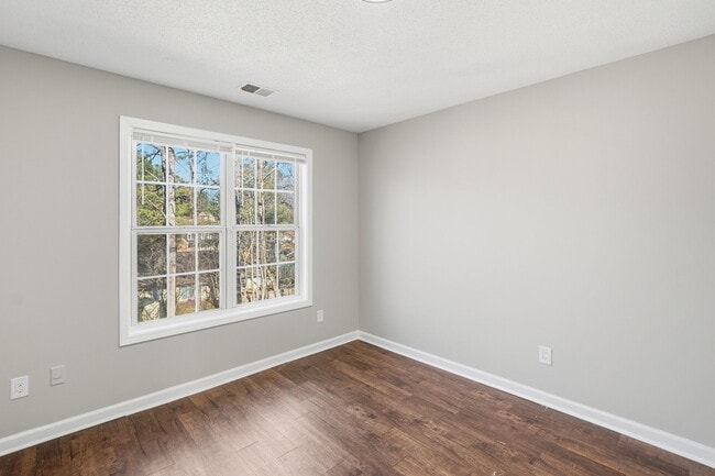 Building Photo - 5117 Buckline Ct NW